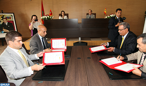 Signature à Rabat d’un protocole de coopération entre le Maroc et l’Espagne pour la mise à niveau environnementale des écoles rurales