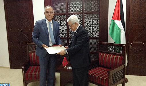 M. Mezouar remet un message de SM le Roi au président palestinien