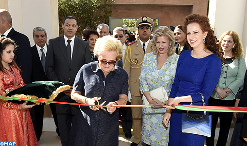 SAR La Princesse Lalla Salma inaugure la “Maison de vie ” pour l’hébergement des patients du Centre d’oncologie du CHU de Marrakech