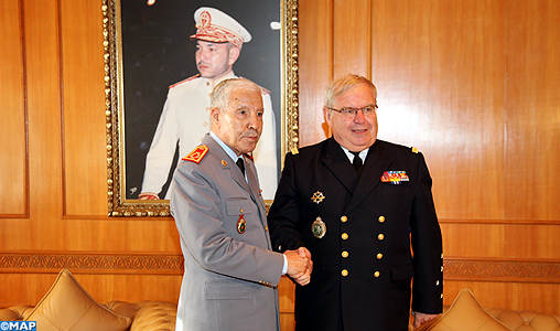 Le Général de Corps d’Armée, inspecteur général des FAR reçoit le chef d’Etat-Major général de la Marine nationale française