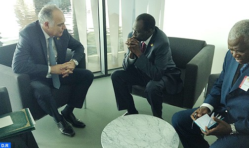 M. Mezouar s’entretient à Dakar avec le président intérimaire du Burkina Faso