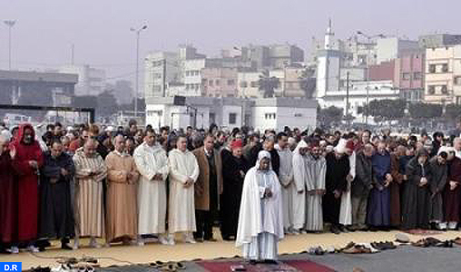 Les fidèles accomplissent la prière de l’absent dans les mosquées du Royaume à la mémoire de feu le Roi Abdallah Ibn Abdelaziz