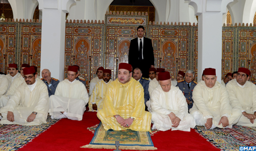 SM le Roi, Amir Al Mouminine, inaugure à Rabat la mosquée “Al Oukhoua Al Islamiya” et y accomplit la prière du vendredi