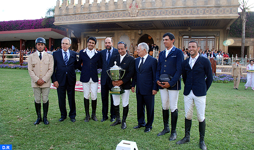 Concours officiel de la Garde Royale de saut d’obstacles: le cavalier Hassan Methqal remporte le Grand Prix SM le Roi Mohammed VI