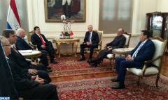 Le ministre des Affaires étrangères et de la coopération reçu à Asuncion par le président du Paraguay