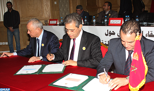 Oujda: signature de trois conventions entre le ministère de l’Urbanisme et de l’aménagement du territoire, le Conseil et la Wilaya de la région de l’Oriental