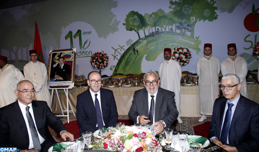 SM le Roi offre un dîner en l’honneur des invités et participants au 11è SIAM, présidé par le Chef du gouvernement