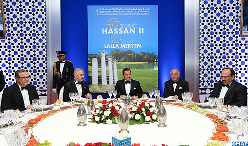 SAR le Prince Moulay Rachid préside, à Rabat, un dîner offert par SM le Roi en l’honneur des invités de la 43è édition du Trophée Hassan II de golf et de la 22è édition de la Coupe de SAR la Princesse Lalla Meryem