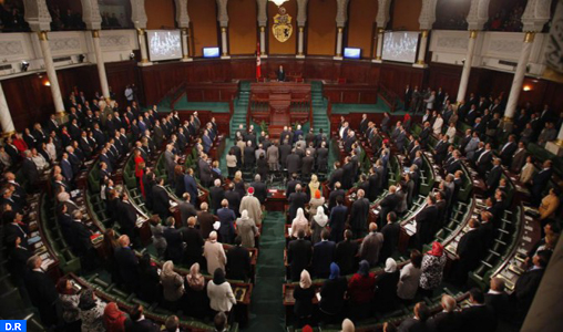 Tunisie: le Parlement débat du renouvellement de confiance du gouvernement