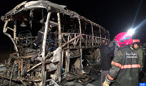 Dix personnes mortes brûlées et 22 autres blessées dans un accident de la route à 41 km d’Agadir