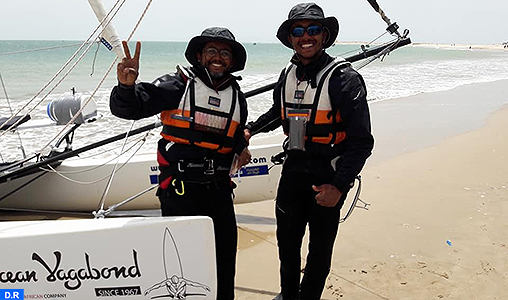 Parcourir le littoral marocain de Saïdia à Dakhla en catamaran de sport, le pari réussi de deux jeunes navigateurs marocains