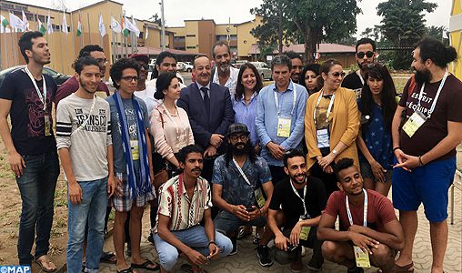 M. Laaraj rencontre à Abidjan les membres de la délégation culturelle représentant le Maroc à la 8è édition des Jeux de la Francophonie