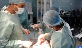 Sidi Ifni: Opération chirurgicale réussie d’implantation d’une prothèse totale de hanche