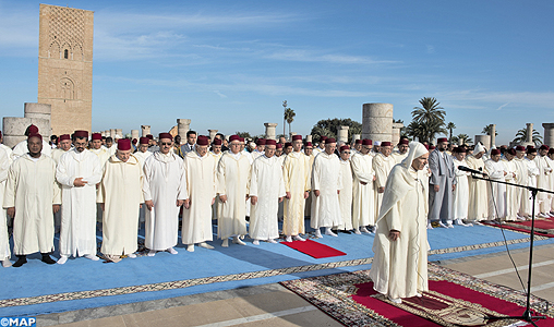Prières rogatoires accomplies à la Mosquée Hassan de Rabat en présence de SAR le Prince Héritier Moulay El Hassan