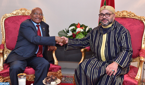5ème Sommet UA-UE : SM le Roi reçoit à Abidjan le président de la République d’Afrique du Sud