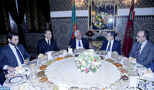 SM le Roi offre un dîner en l’honneur du Premier ministre portugais