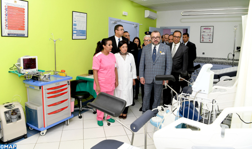 Fondation Mohammed V pour la Solidarité: SM le Roi inaugure un Centre de soins de santé primaires à Sidi Bouknadel à Salé