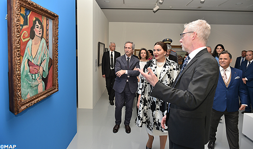 SAR la Princesse Lalla Hasnaa préside à Rabat le vernissage de l’exposition “La Méditerranée et l’art moderne”