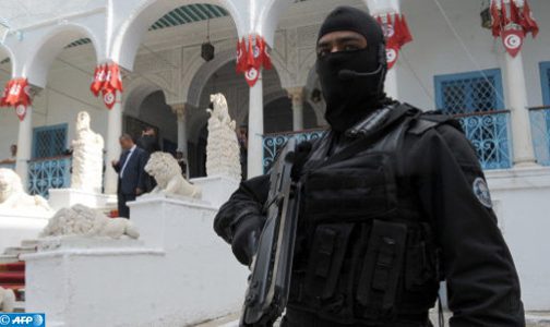 Quatre morts lors d’un échange de tirs entre la police et des terroristes dans le centre-ouest de la Tunisie
