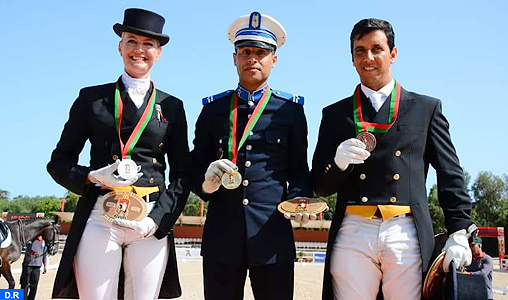 Semaine du cheval 2018: le brigadier de police Abderazak Anouti remporte le grand prix du Championnat du Maroc de dressage catégorie “A”