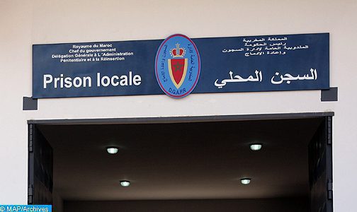 Fès: La direction de la prison locale “Ras El Ma” dément qu’un détenu dans des affaires de terrorisme ait fait l’objet d'”humiliation et de menaces” de la part d’un fonctionnaire