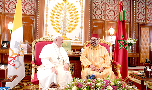 Entretiens en tête-à-tête entre SM le Roi Mohammed VI, Amir Al-Mouminine, et Sa Sainteté le Pape François