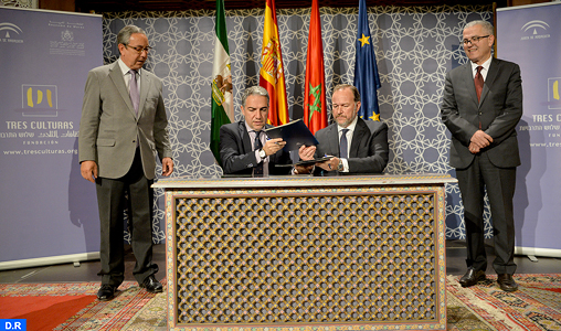 Signature d’un protocole de coopération entre le gouvernement andalou et la filière andalouse des fruits rouges au profit des saisonnières marocaines