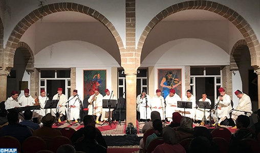 Essaouira: La troupe ”Al Anouar Al Mohamadiya” envoûte les mélomanes du Samâa et du Madih