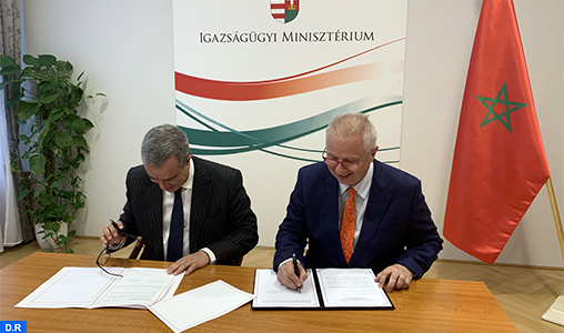 Signature à Budapest de deux accords de coopération judiciaire entre le Maroc et la Hongrie