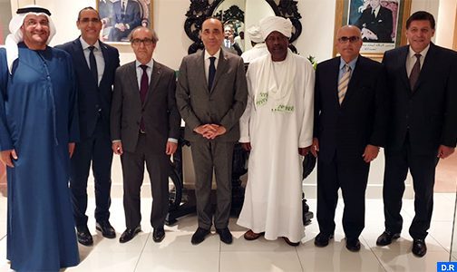 M. El Malki rencontre des représentants du corps diplomatique arabe accrédité à Dublin