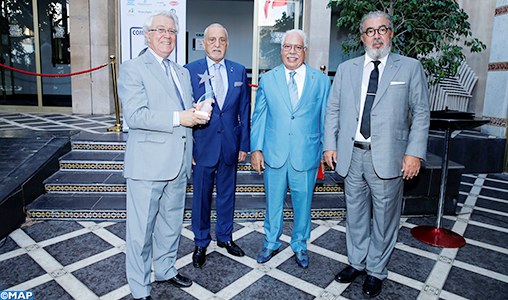La Confrérie des Compagnons de Gutenberg Maroc rend un vibrant hommage à M. Abdeljalil Lahjomri, lauréat du Grand Prix de la Francophonie