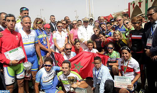 Mouna Benaji remporte le 11e Challenge international du Sahara de cyclisme féminin