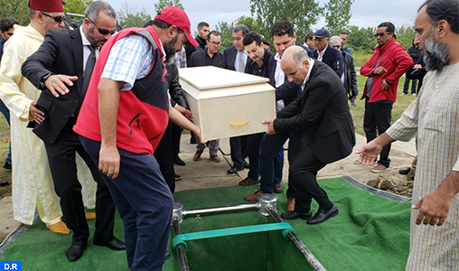 Montréal: Obsèques émouvantes de Hind Barch décédée dans le crash de son avion