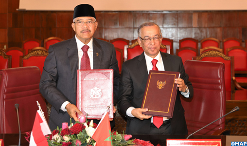 Le CSPJ et la Cour Suprême d’Indonésie signent un memorandum d’entente dans le domaine judiciaire