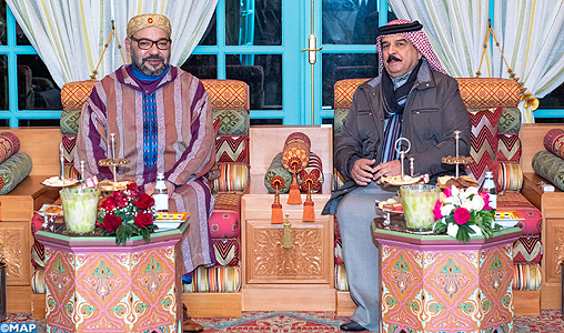 Rencontre à Rabat entre SM le Roi et le Souverain du Bahreïn qui effectue une visite privée au Maroc