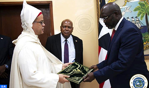 L’ambassadeur du Maroc au Liberia présente ses lettres de créances au Président Weah