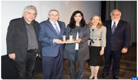 La journaliste d’origine marocaine Souad Mekhennet reçoit à Los Angeles le prix Simon Wiesenthal