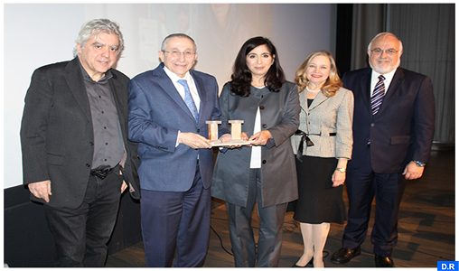 La journaliste d’origine marocaine Souad Mekhennet reçoit à Los Angeles le prix Simon Wiesenthal