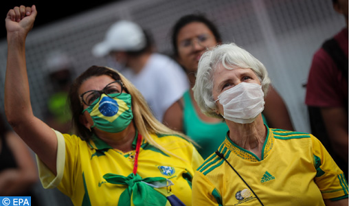 Brésil : Bolsonaro prend part à une nouvelle manifestation de ses partisans