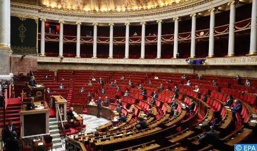 France: le Sénat adopte le projet de loi prorogeant l’état d’urgence sanitaire