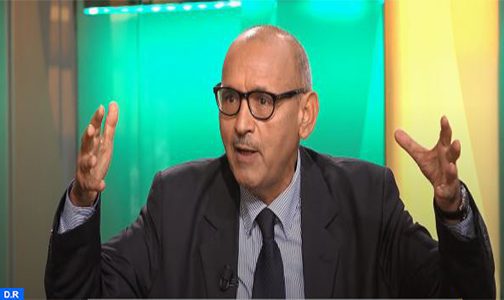 Télétravail : Quatre questions à Tayeb Boutbouqalt, professeur des sciences de l’information et de la communication