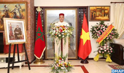 Brillante réception de l’ambassade du Maroc à Hanoï à l’occasion de la Fête du Trône