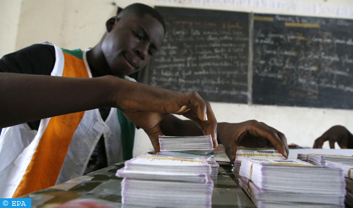 Côte d’Ivoire/présidentielle : la campagne se poursuit sur fond de tensions intermittentes