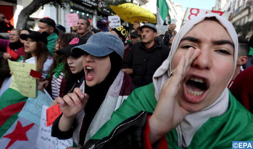 Remaniement ministériel en Algérie, la classe politique évoque “un non-événement”