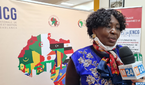 Autonomisation de la migrante africaine: trois questions à la présidente de l’association “Voix des Femmes Migrantes”