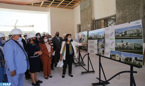 Mme Bouchareb visite le chantier du nouveau siège de l’ENA de Tétouan
