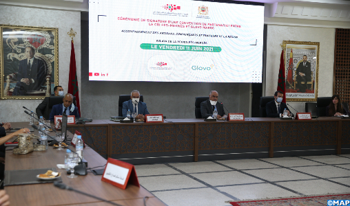 Fès-Meknès : Le CRI et Glovo Maroc scellent un partenariat en faveur des commerçants