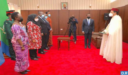 L’ambassadeur Zakaria El Guoumiri remet ses lettres de créances à la Présidente de la République Unie de Tanzanie