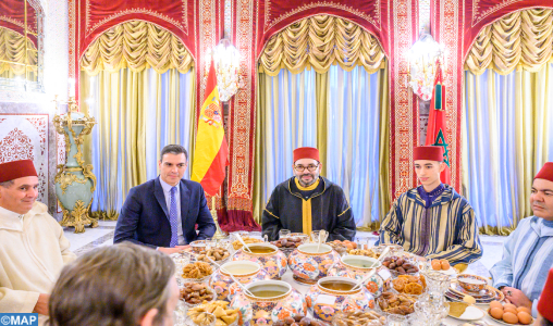 SM le Roi offre un iftar en l’honneur de M. Pedro Sanchez, président du gouvernement espagnol