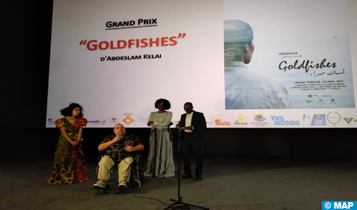 Dakar : Le long métrage “Goldfishes” du réalisateur marocain Abdeslam Kelai remporte le grand prix du Festival international du film de Bruxelles